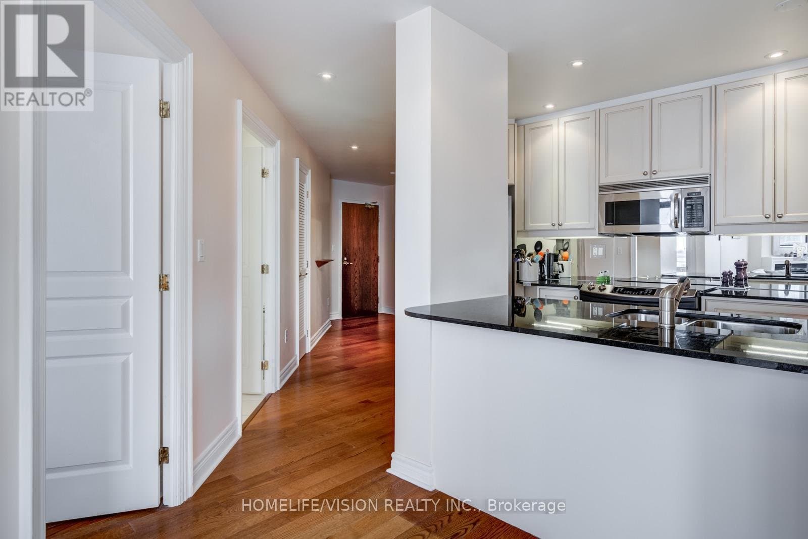 100 Hayden Street - Photo 4