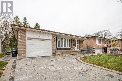 37 Albacore Crescent - Photo 2