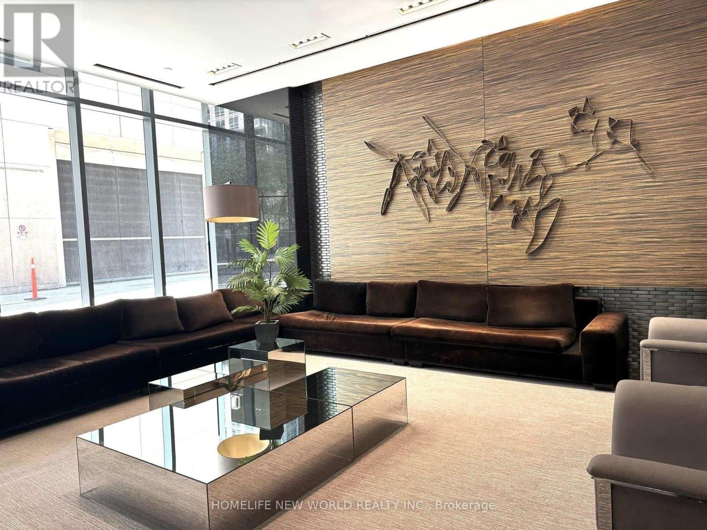770 Bay Street - Photo 2