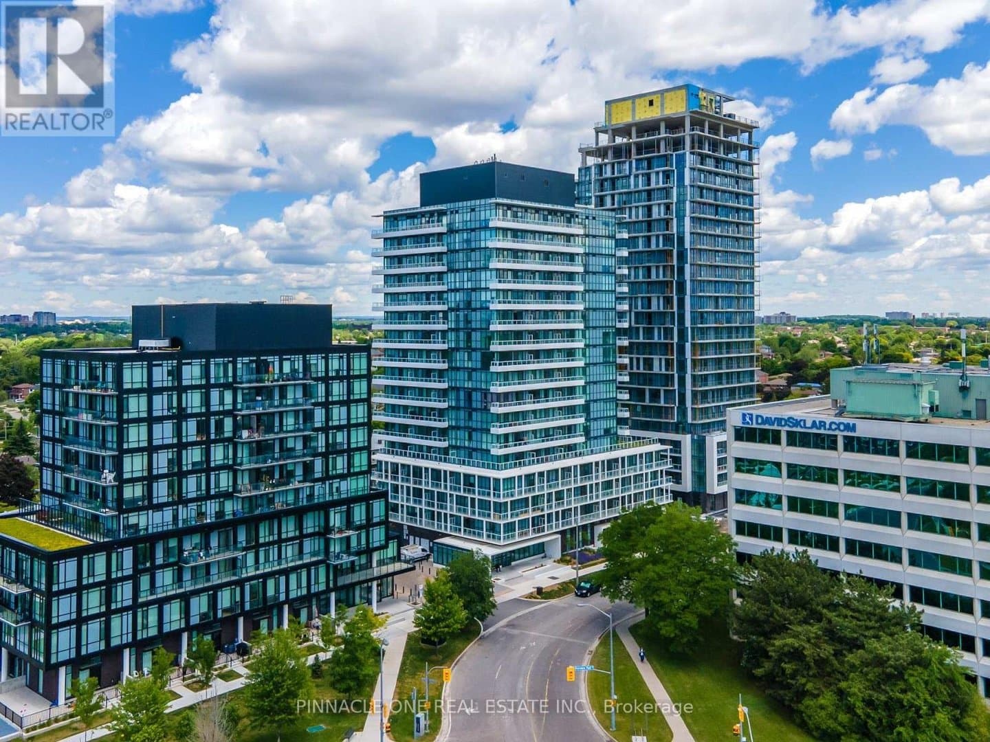180 Fairview Mall Drive - Photo 2