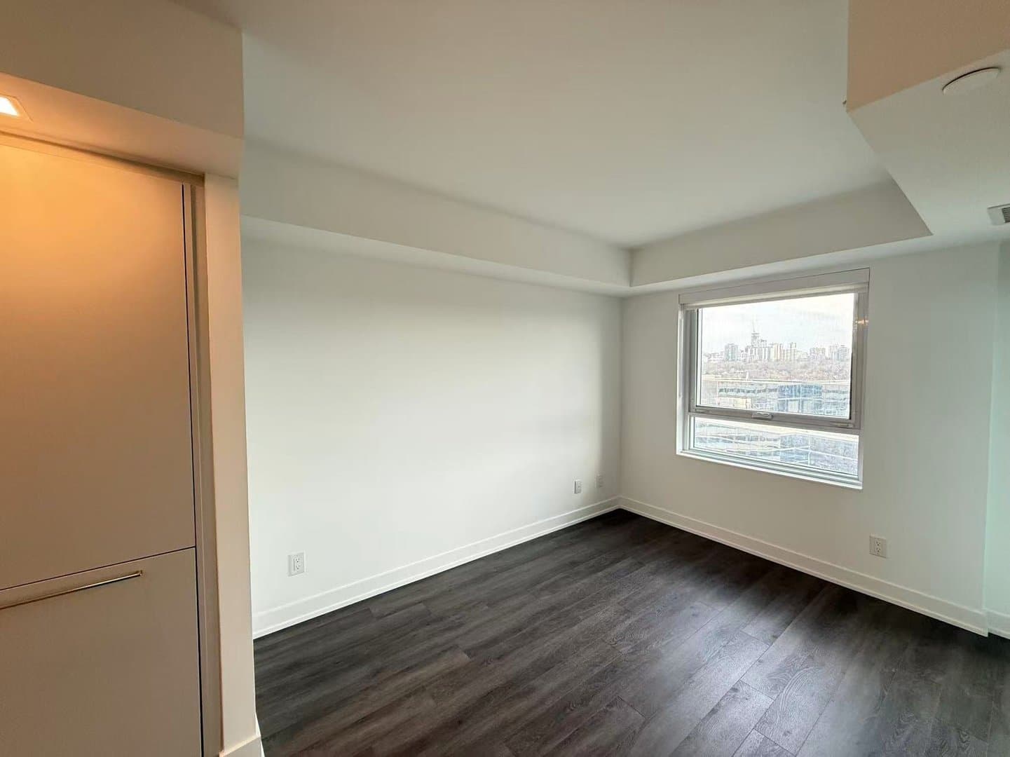 609 Sherbourne Street - Photo 4