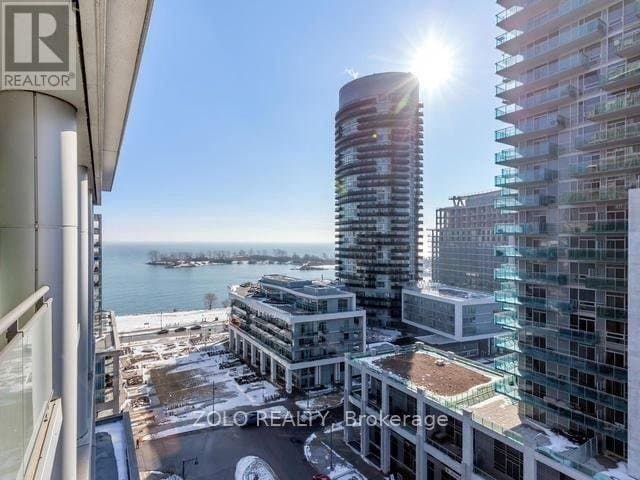 2121 Lake Shore Boulevard - Photo 3