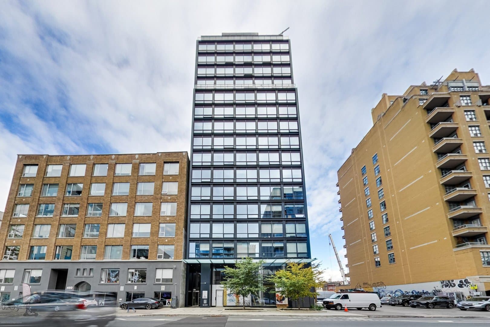 458 Richmond Street West
