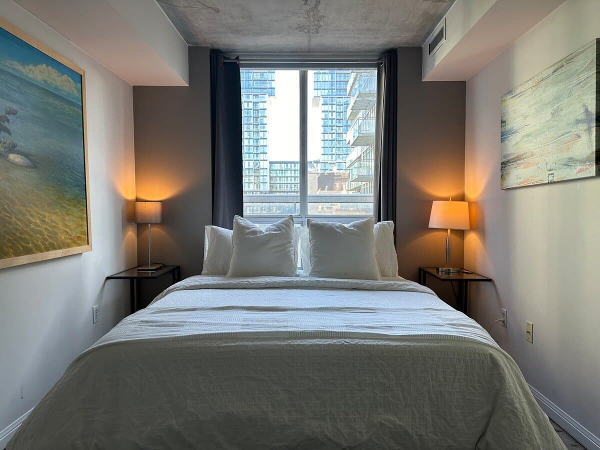 330 Adelaide Street East - Photo 2