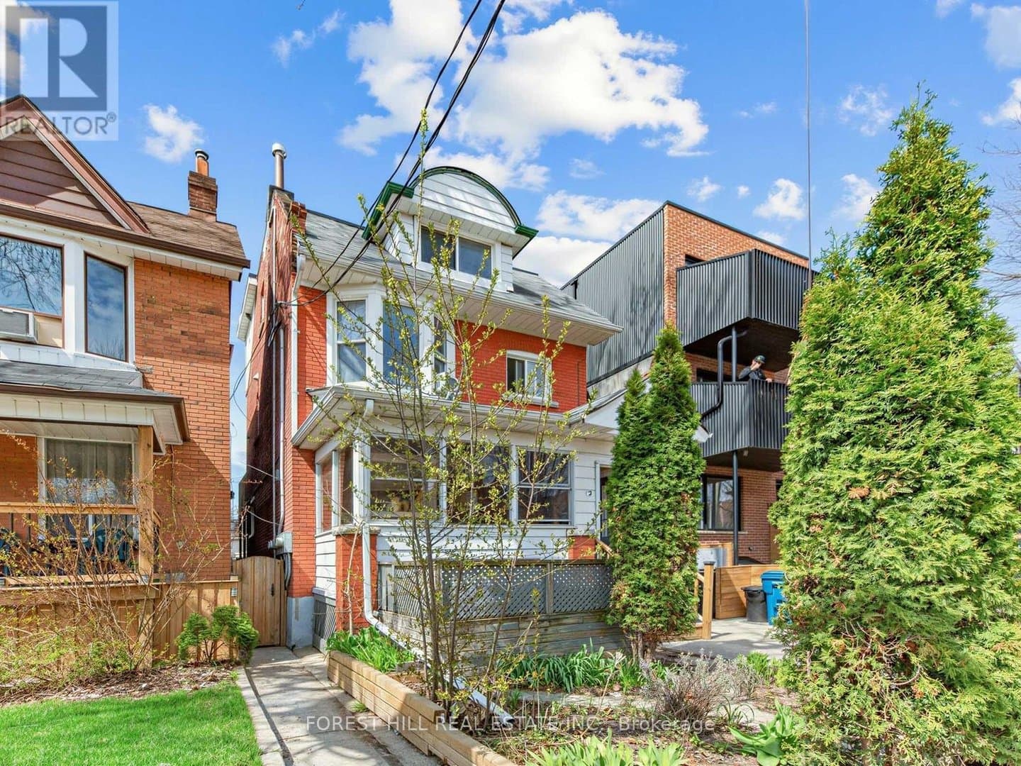 12 Salem Avenue