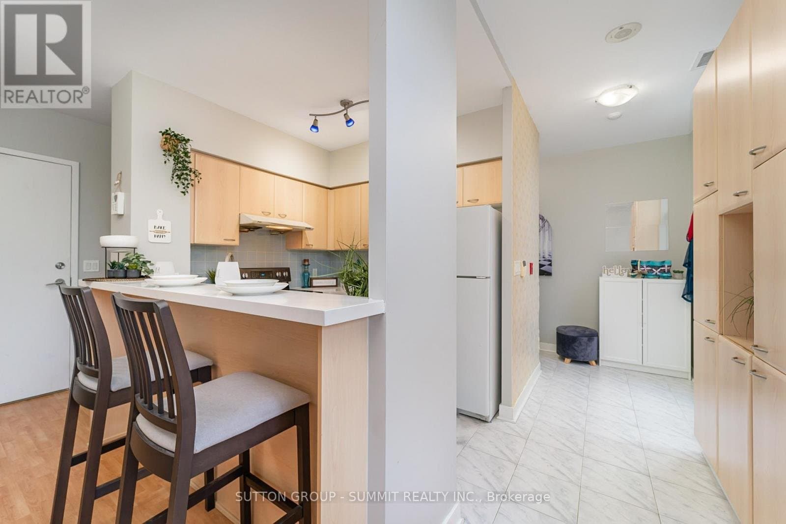38 Lee Centre Drive - Photo 3