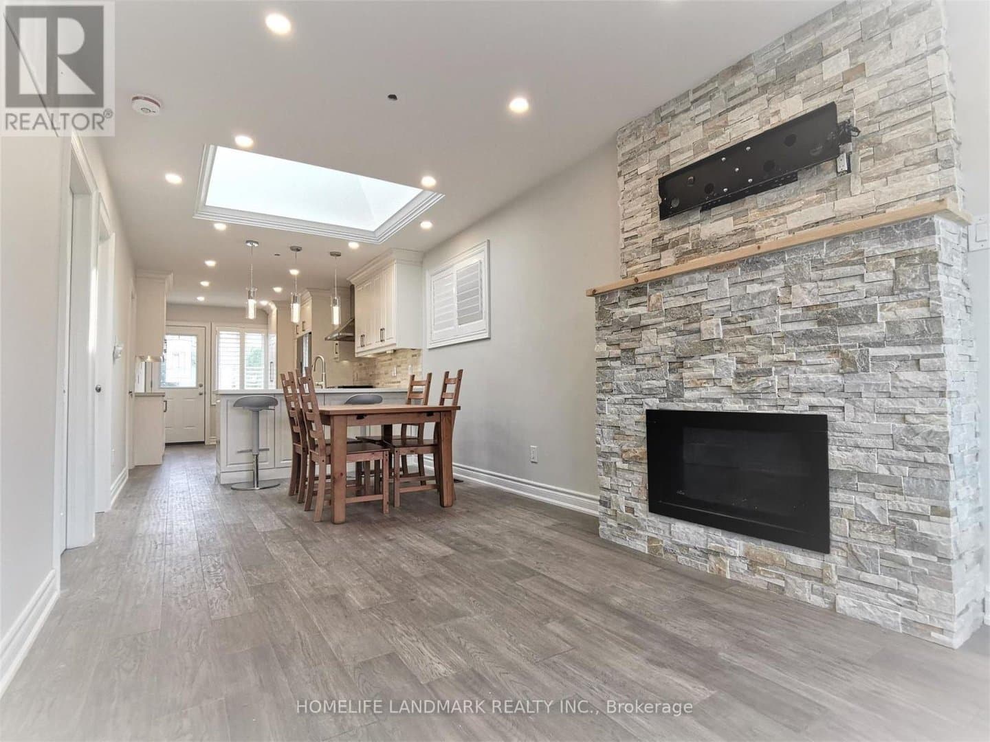 379 Whitmore Avenue - Photo 2
