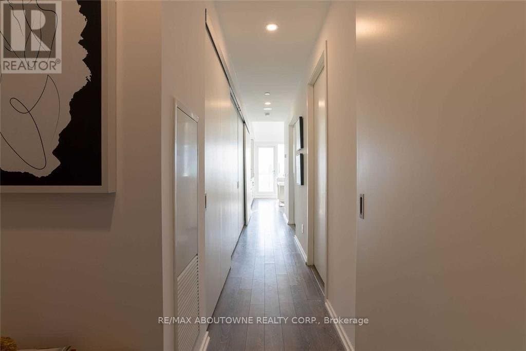 197 Yonge Street - Photo 4