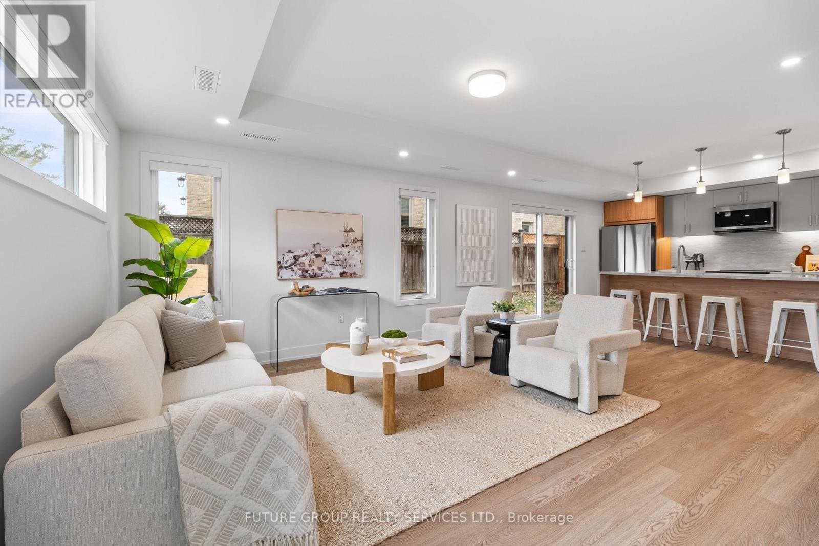 34 Poplar Avenue - Photo 1