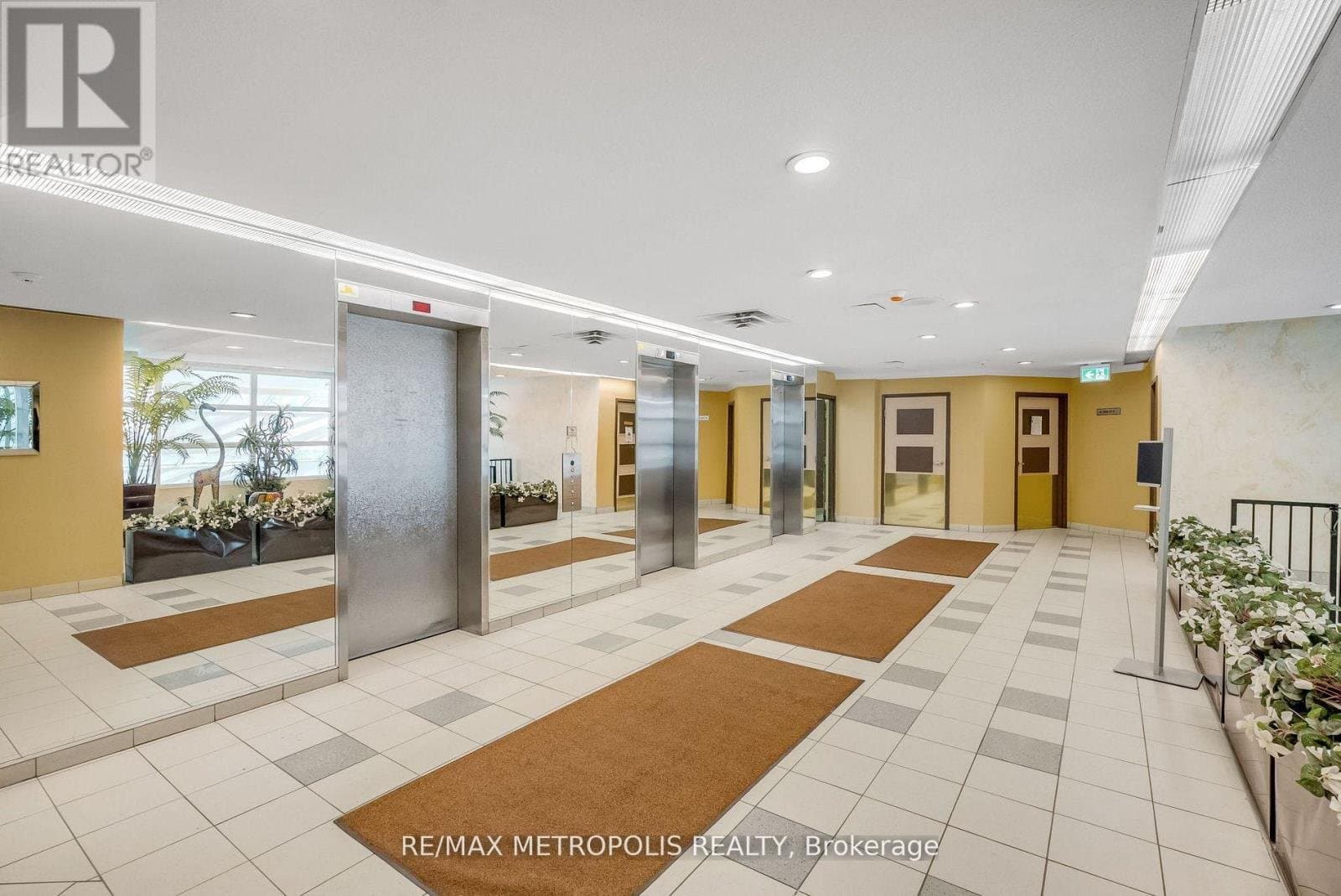 3050 Ellesmere Road - Photo 4