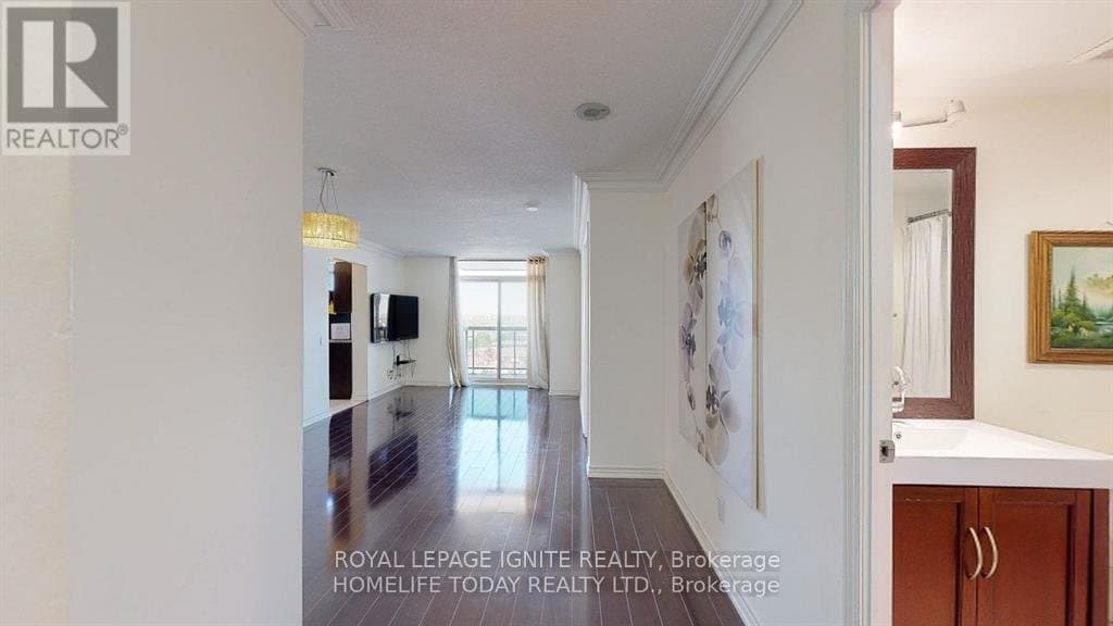 8 Mondeo Drive - Photo 4