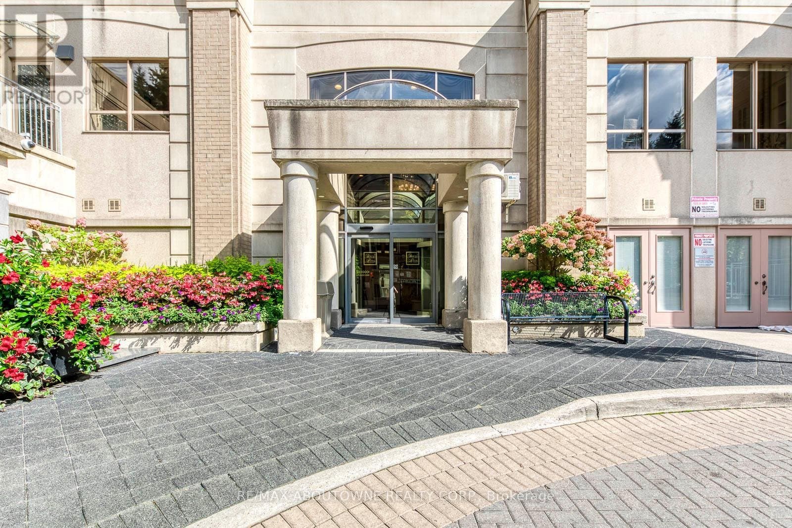 5418 Yonge Street - Photo 3