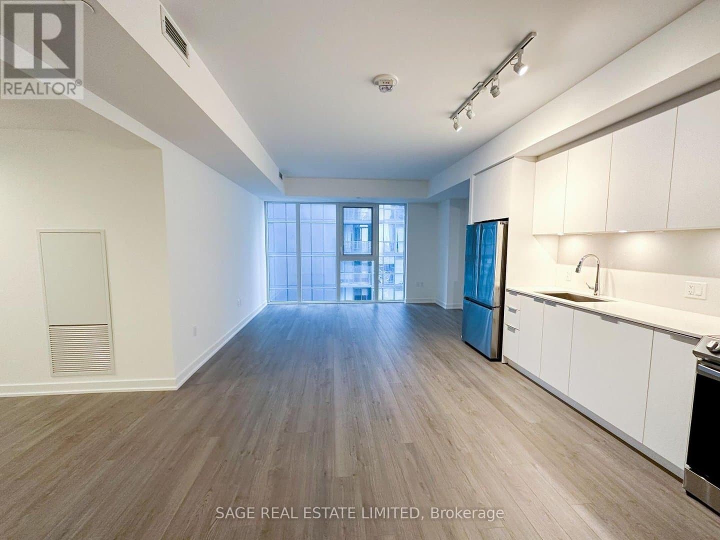 357 King Street - Photo 3