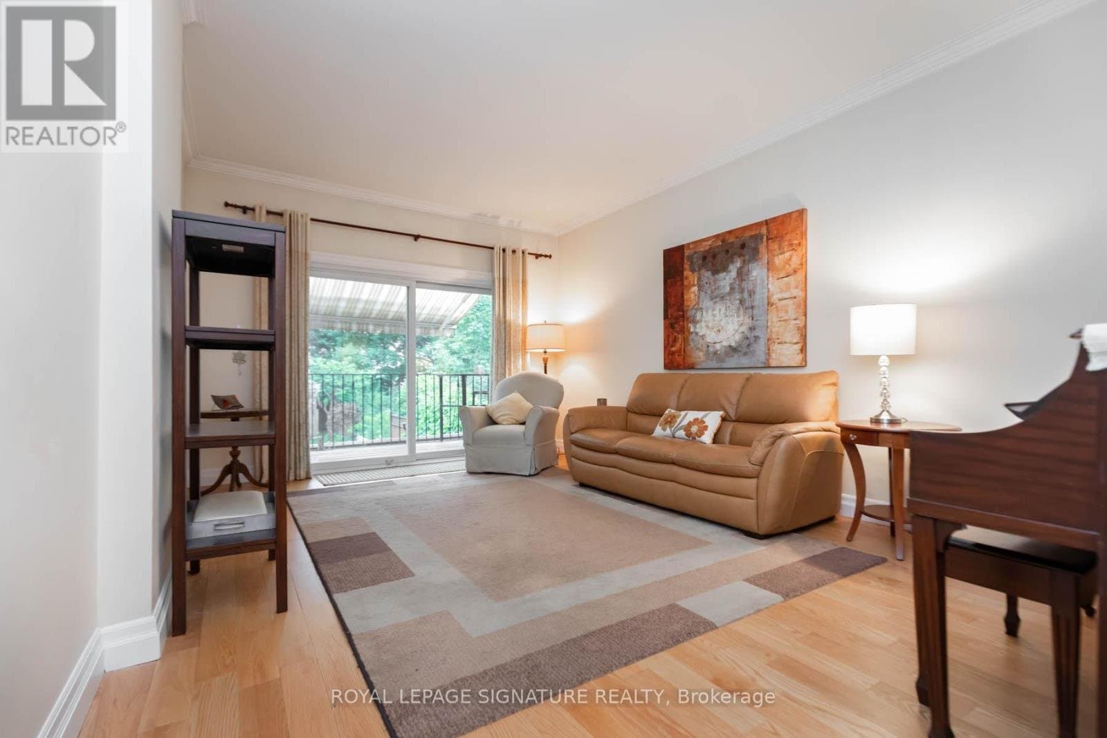 641 Balliol Street - Photo 3