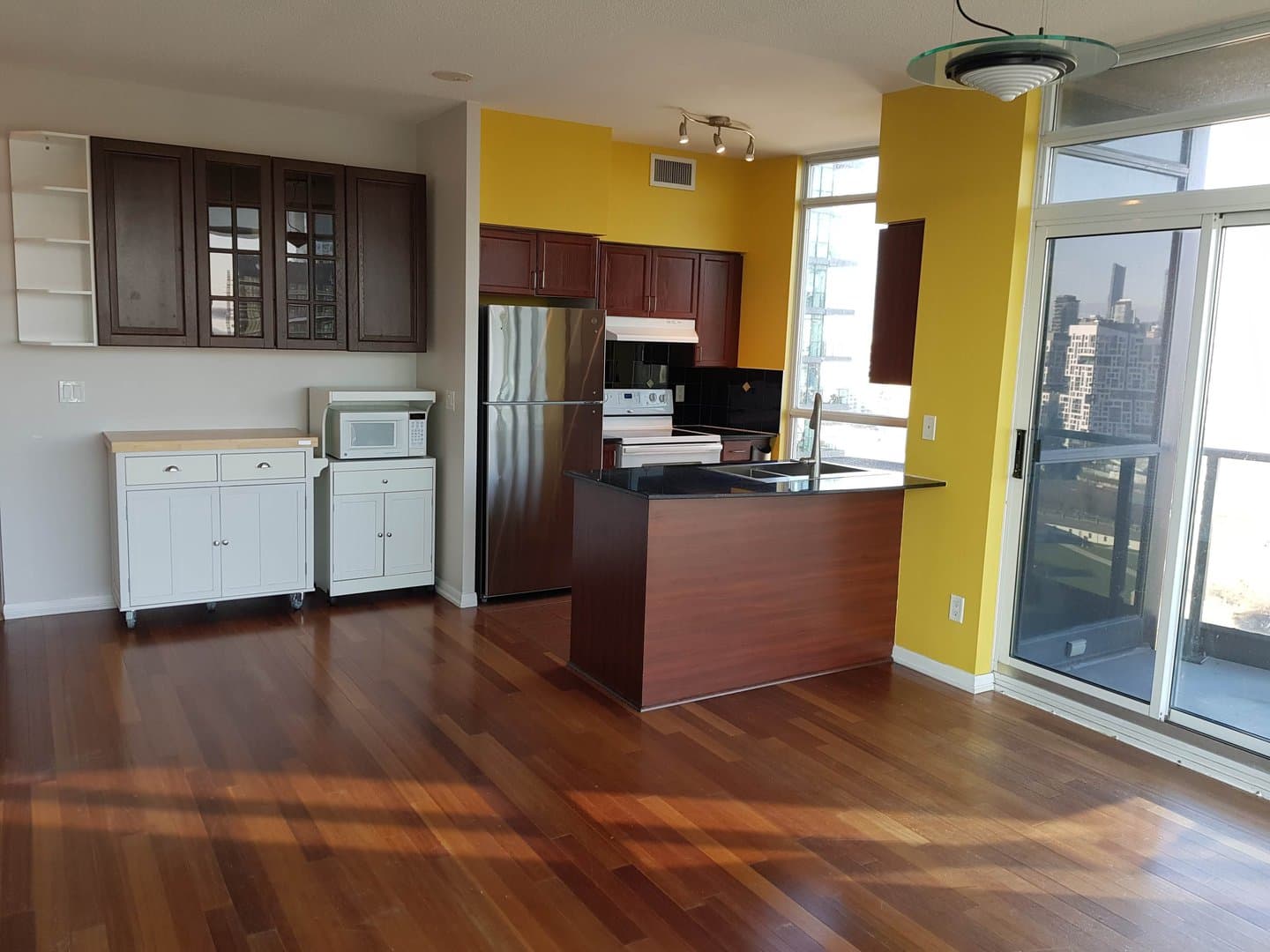 219 Fort York Boulevard