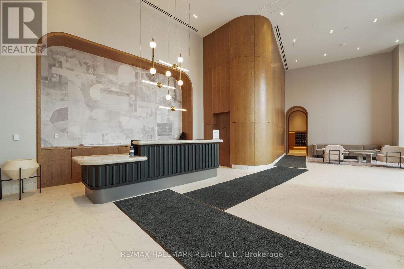 1185 Dupont Street - Photo 2