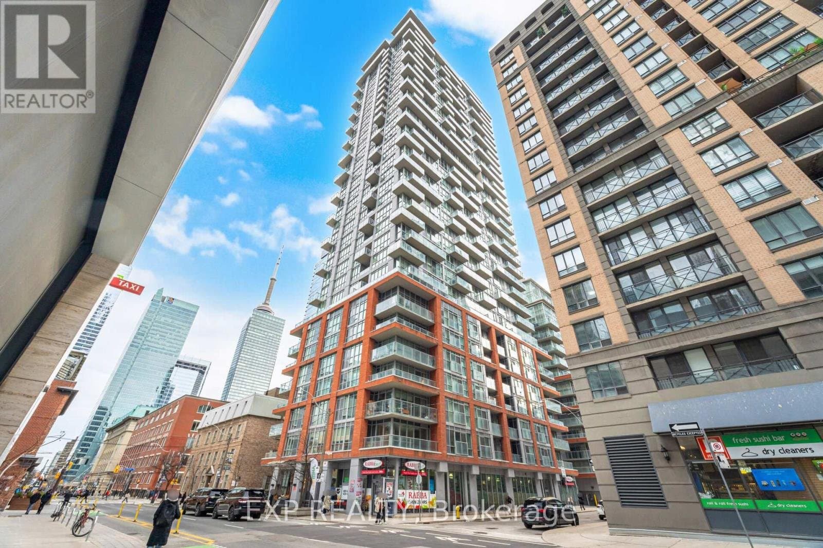 126 Simcoe Street