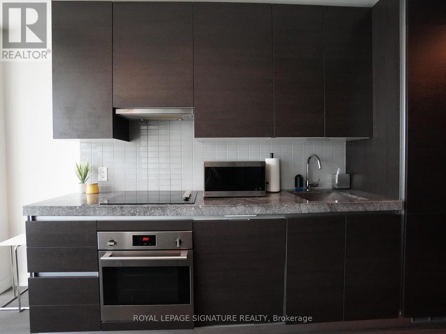 38 Stewart Street - Photo 3