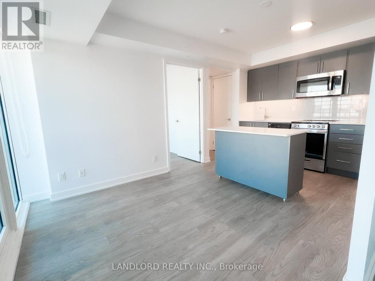 38 Monte Kwinter Court - Photo 1