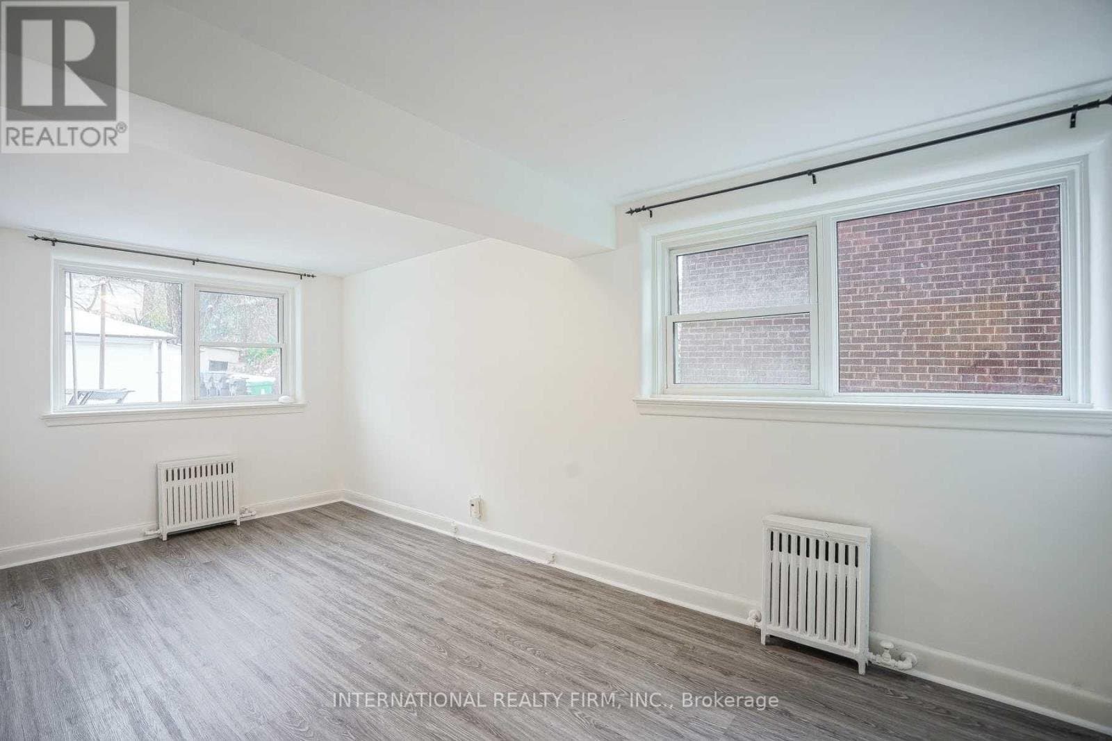 295 Indian Grove - Photo 3
