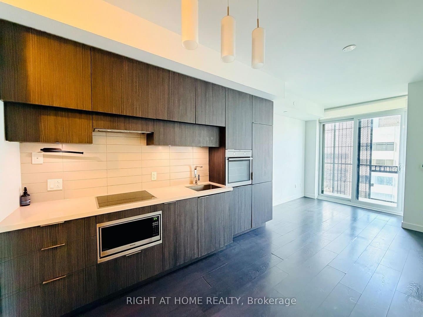 8 Eglinton Avenue East - Photo 1