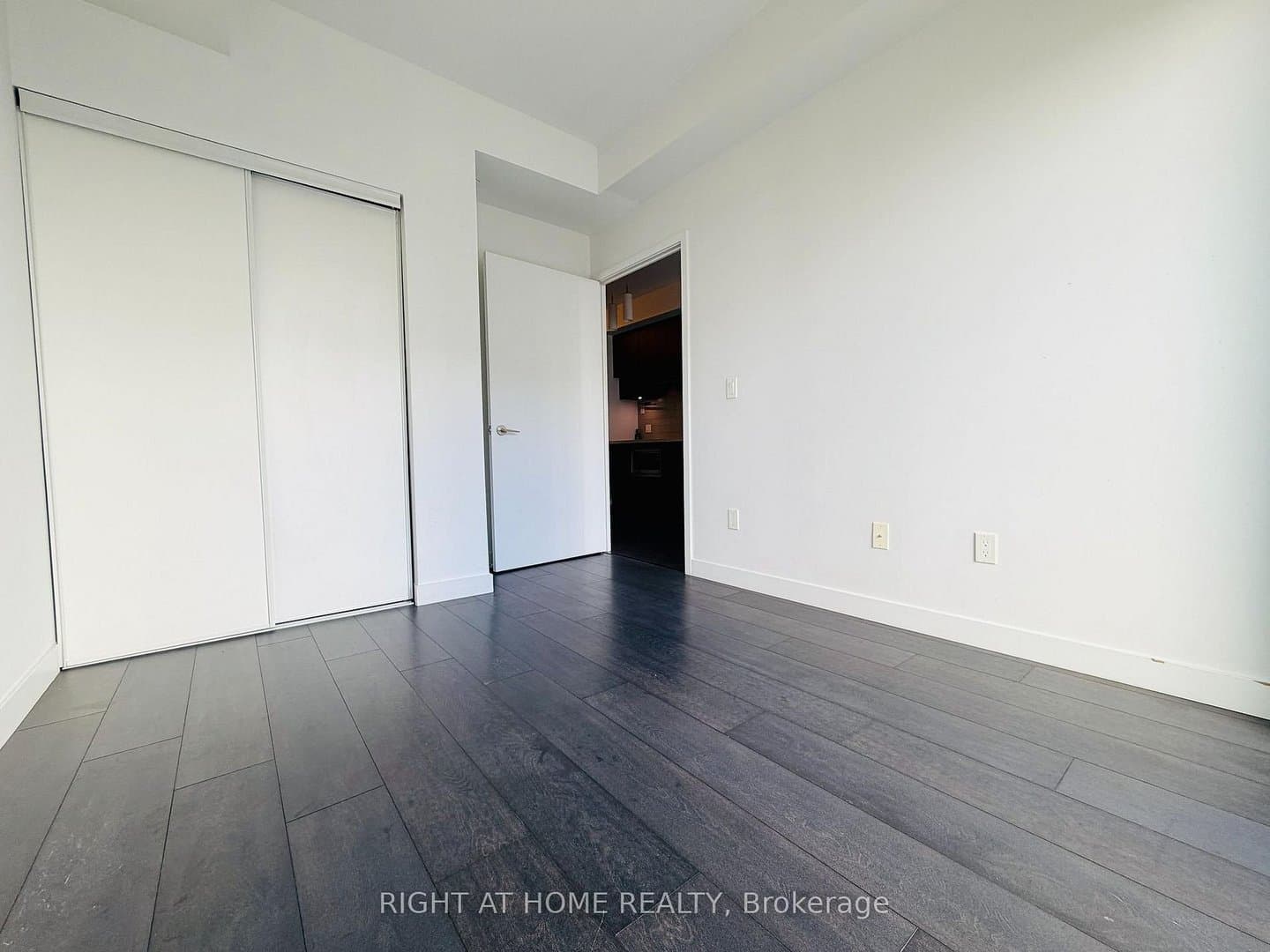 8 Eglinton Avenue East - Photo 3