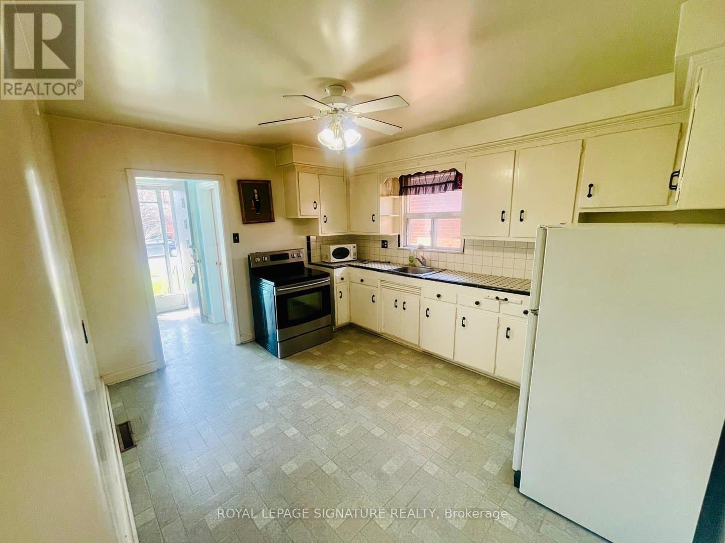 7 Placid Road - Photo 4