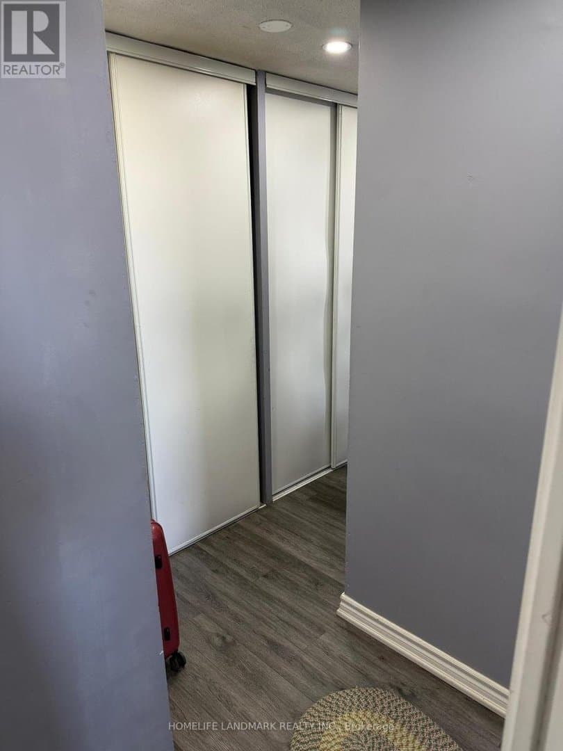 180 Markham Road - Photo 3
