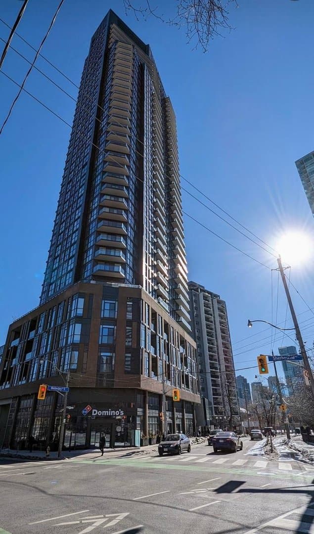 159 Wellesley Street East - Photo 3