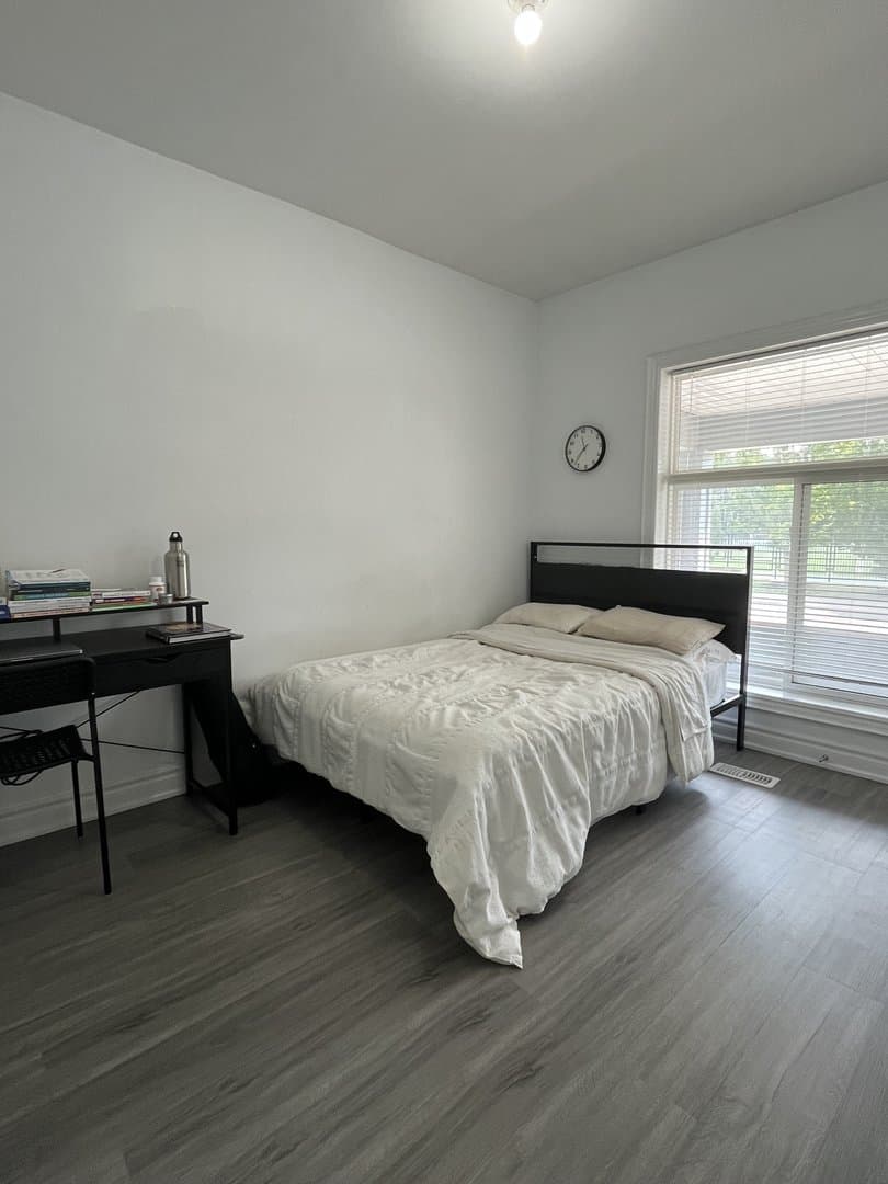 674 Bathurst Street - Photo 1