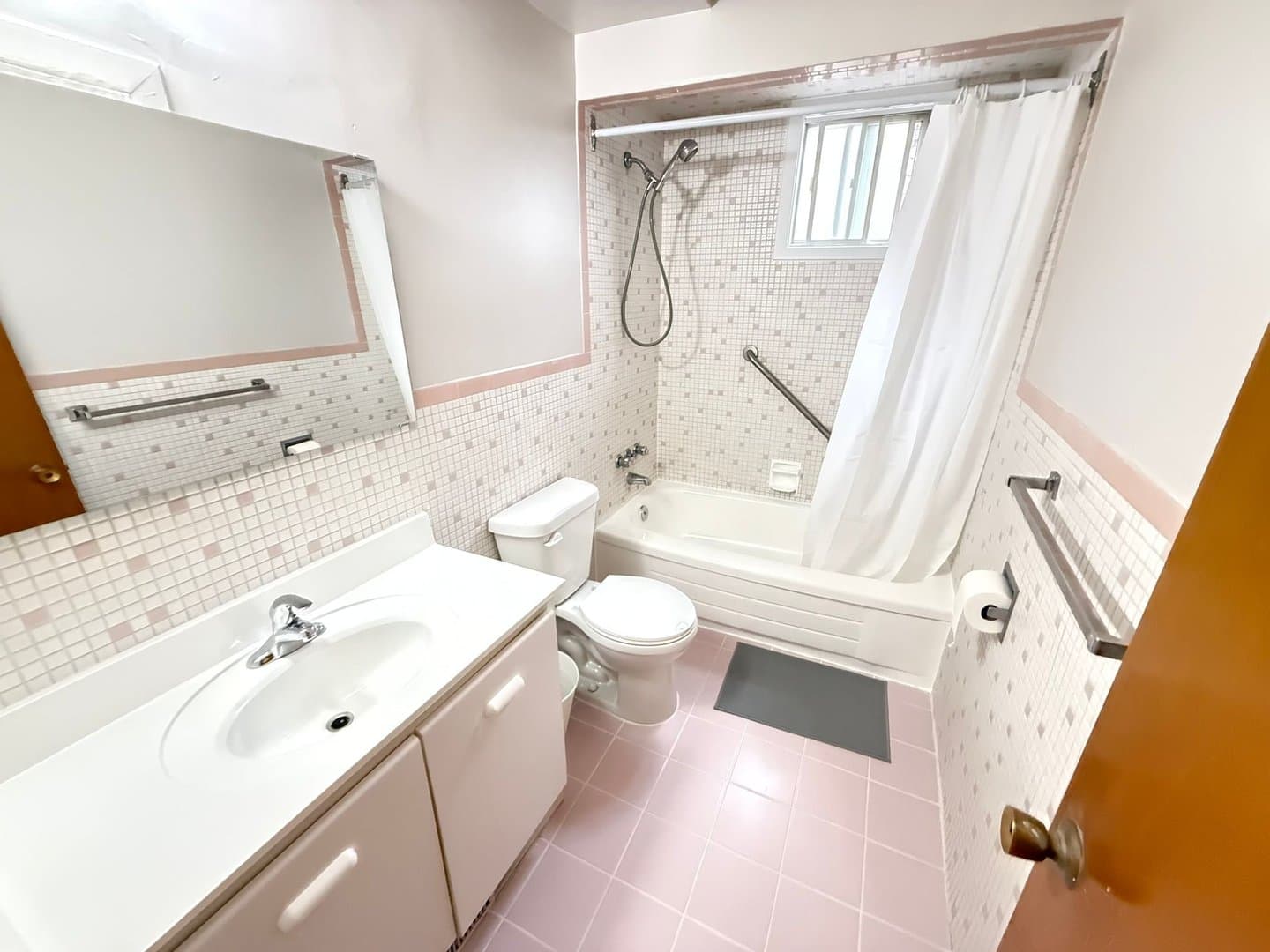 100 Peterborough Avenue - Photo 3