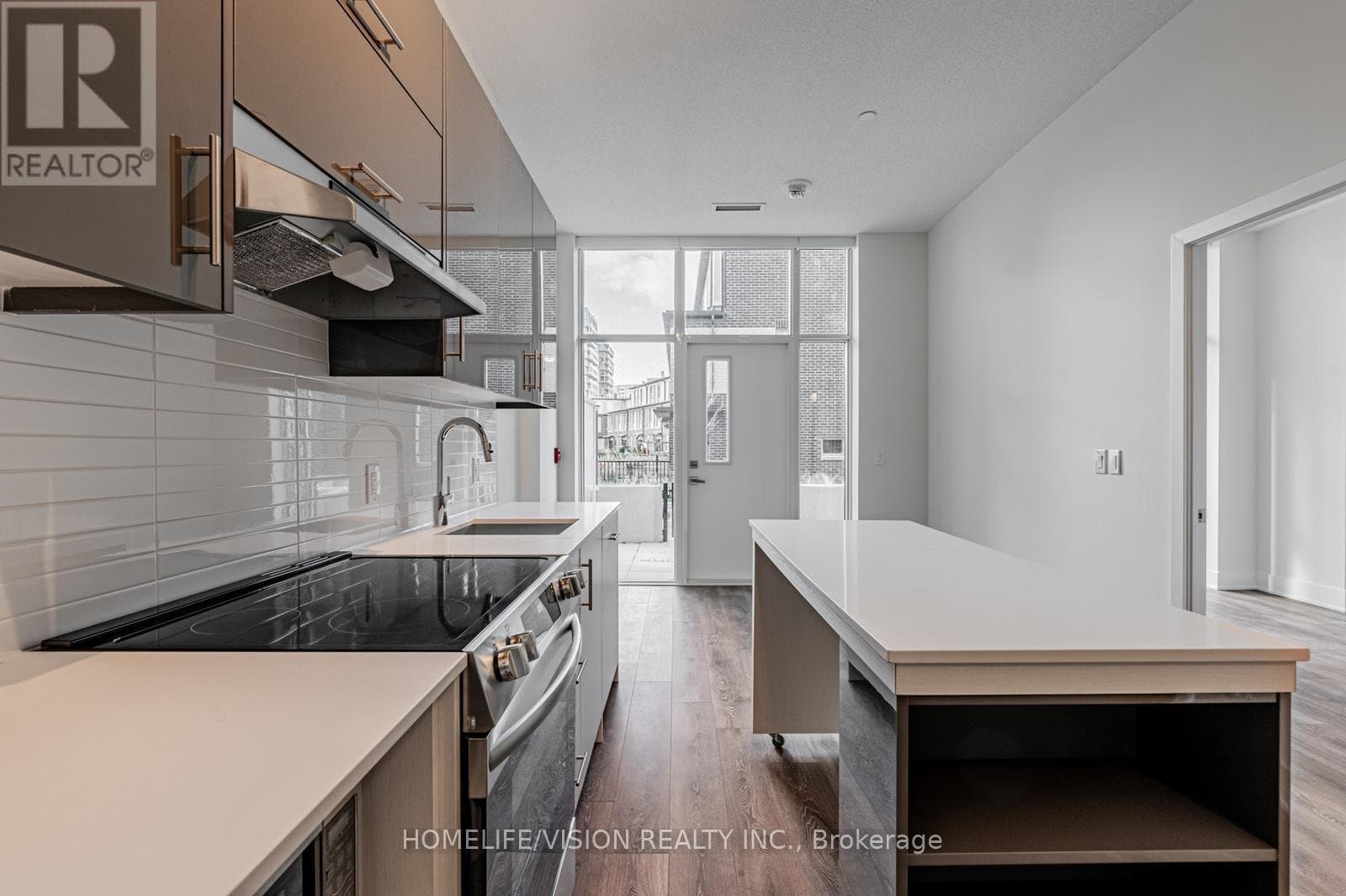 188 Fairview Mall Drive - Photo 4