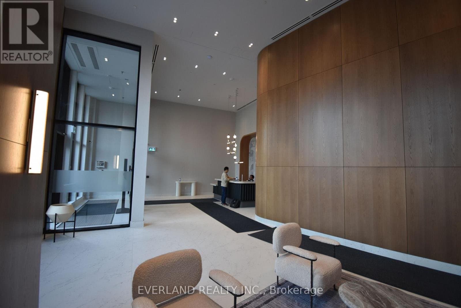 1185 Dupont Street - Photo 4