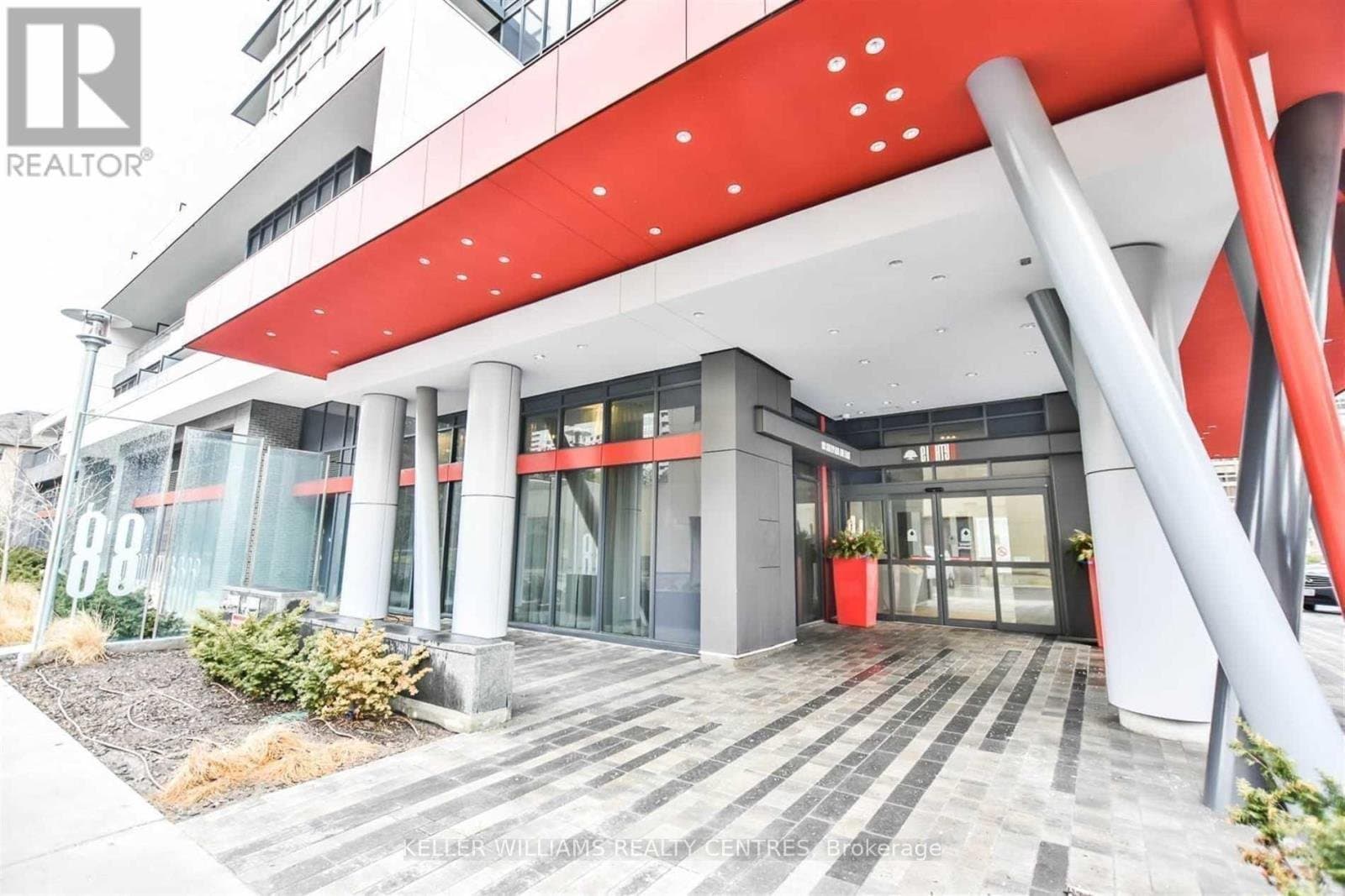 88 Sheppard Avenue