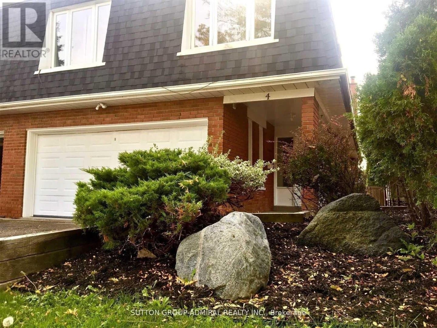 4 Nootka Crescent - Photo 2