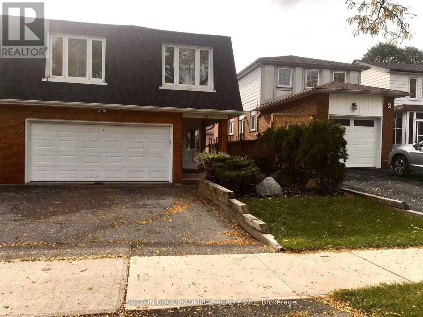 4 Nootka Crescent - Photo 1