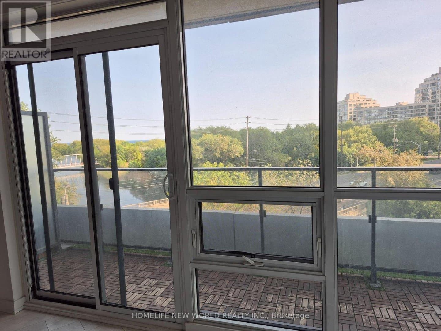 2212 Lake Shore Boulevard - Photo 4
