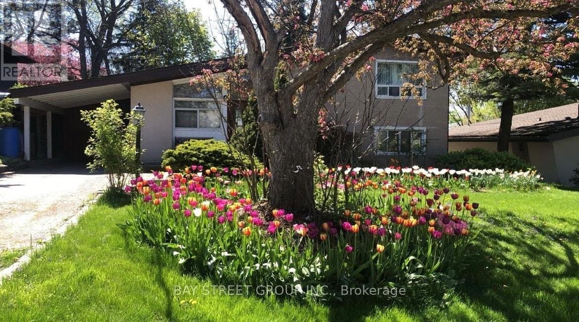 5 Cottonwood Drive