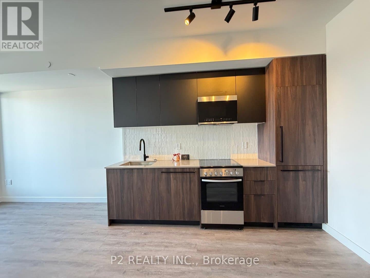 1635 MILITARY Trail - Photo 2