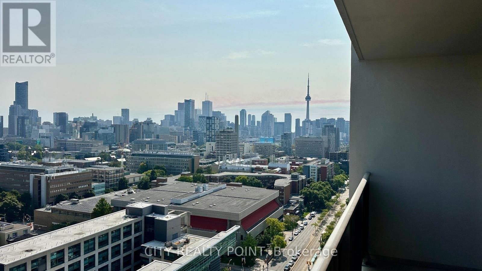 666 Spadina Avenue - Photo 1