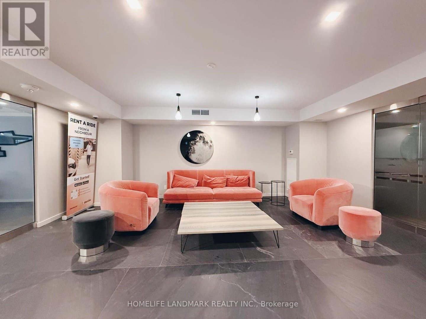 28 Wellesley Street - Photo 3