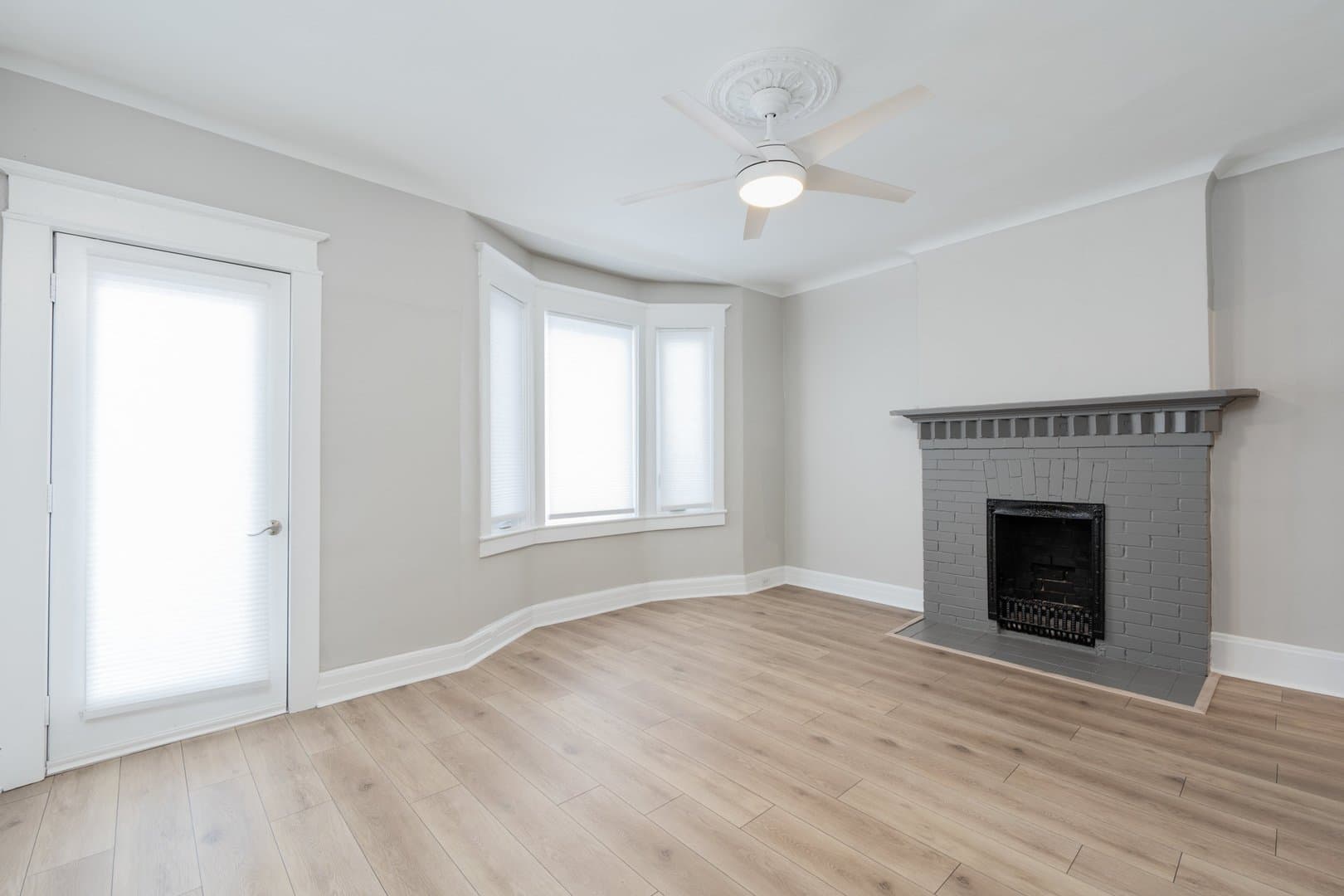 15 Indian Road Crescent