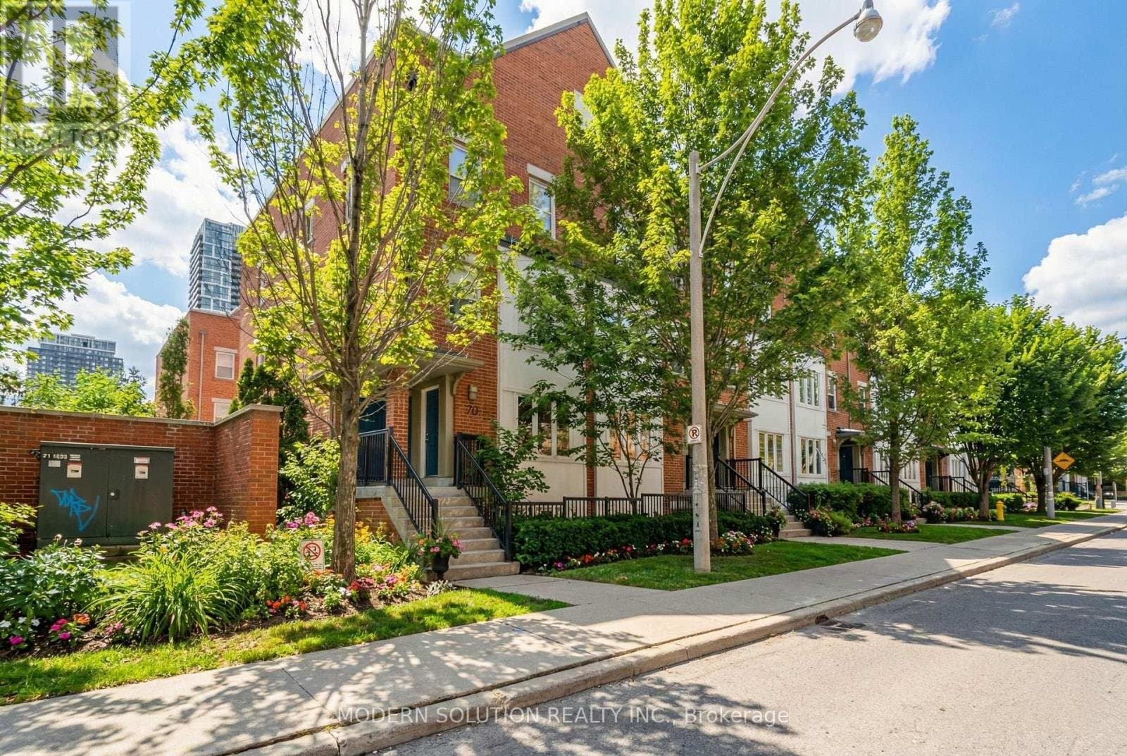 70 Munro Street - Photo 3