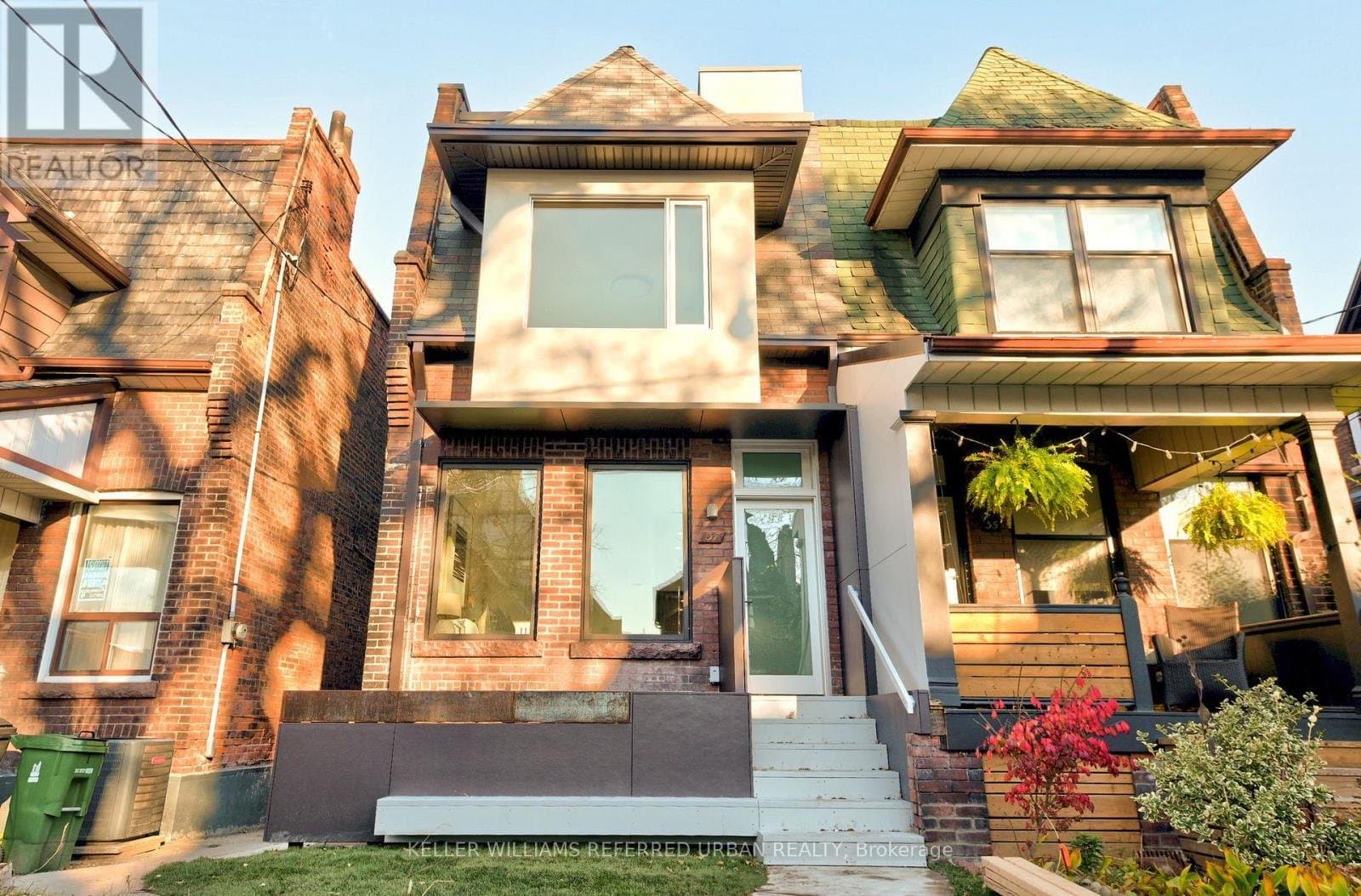 37 Margueretta Street - Photo 2