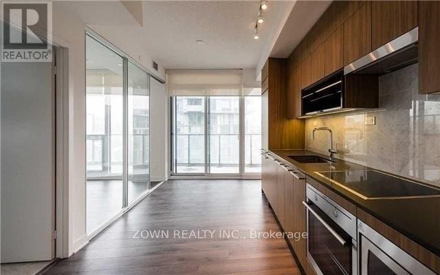 90 Queens Wharf Road - Photo 1