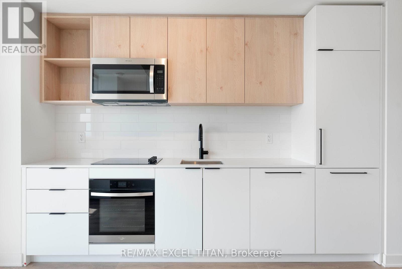 1185 Dupont Street - Photo 1