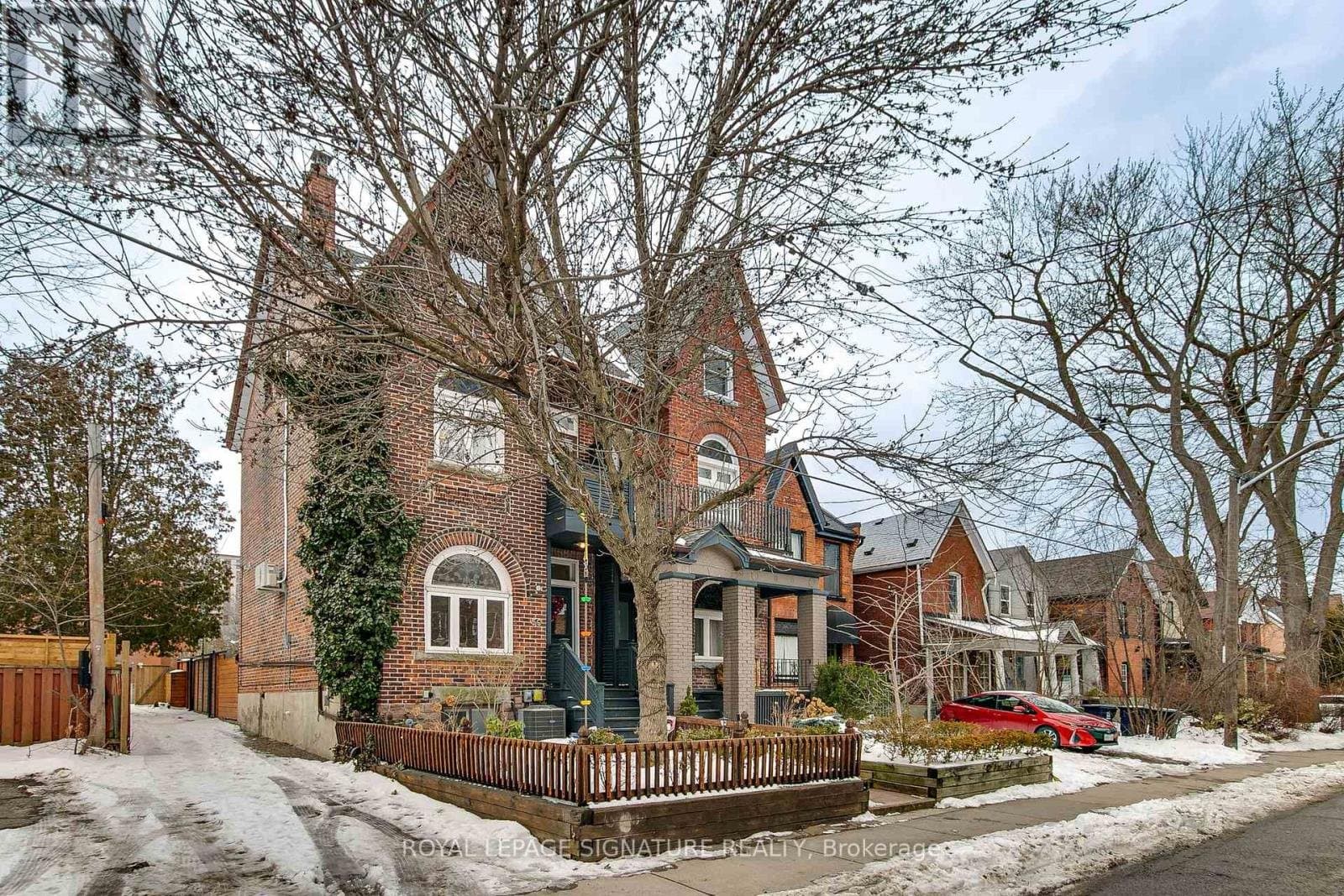50 Gwynne Avenue - Photo 2