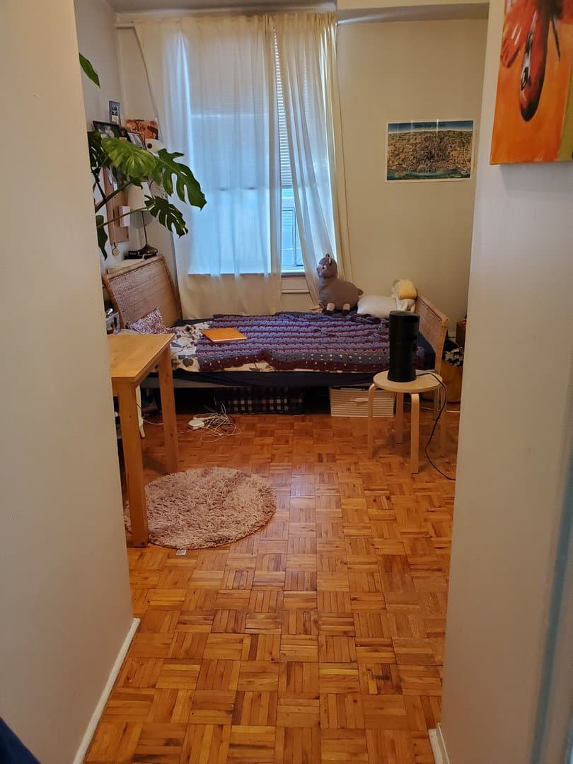 633 Queen Street West - Photo 2