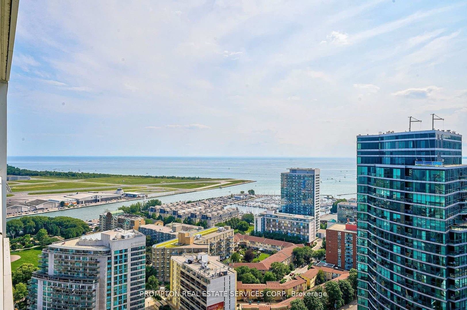 19 Bathurst Street