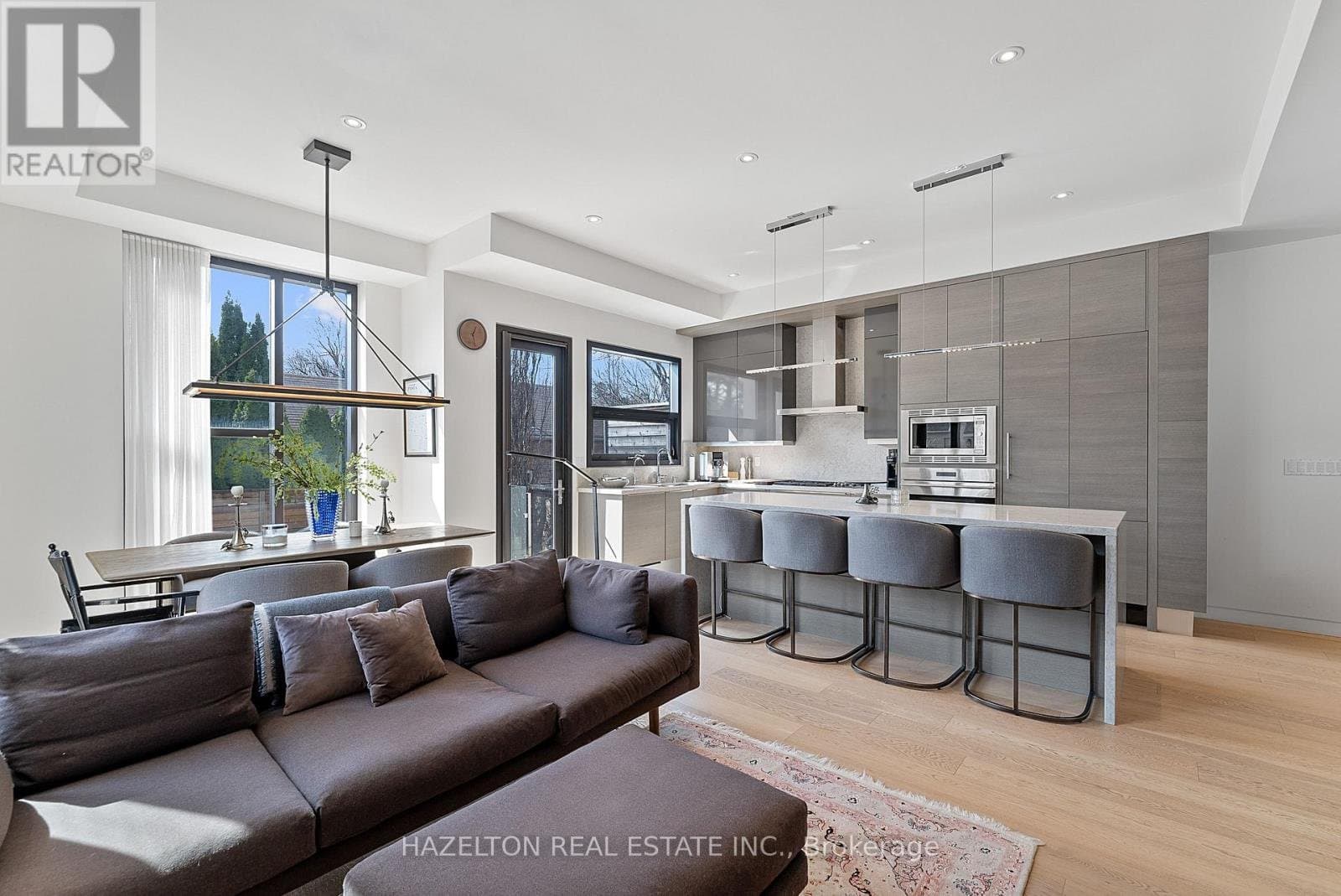 143 Joicey Boulevard - Photo 4